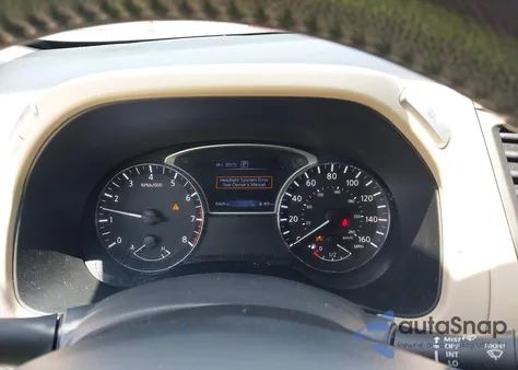 2017 Nissan Pathfinder Platinum z USA, uszkodzony, nr VIN 5N1DR2MM7HC668688